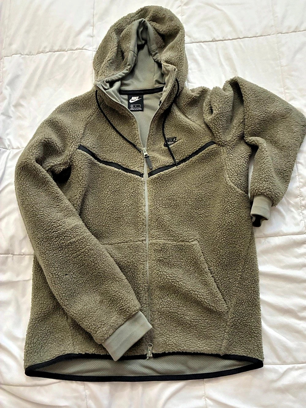 Nike Sportswear Tech Fleece Sherpa Windrunner Jacket Green Medium